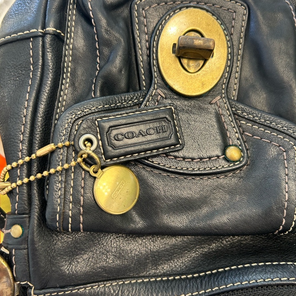 Coach Black Turnlock vintage  10328 Leather Shoulder Bag - Picture 10 of 16